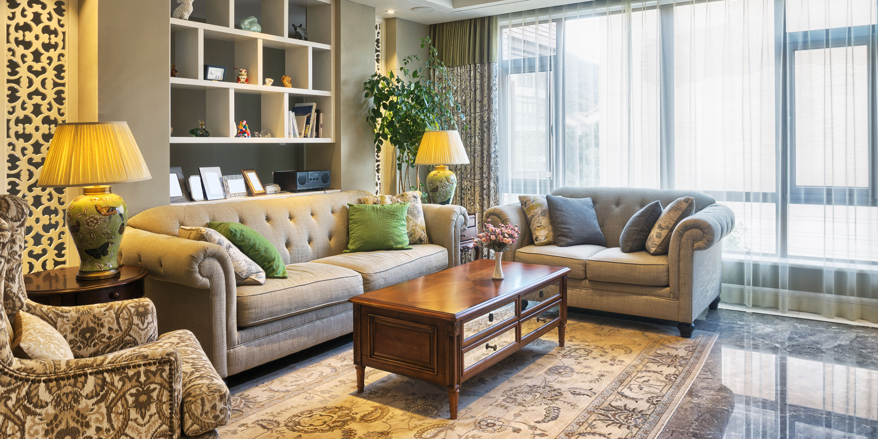 Domestic and residential expert decorator with over 26 years of experience. Domestic and residential expert decorator with over 26 years of experience.